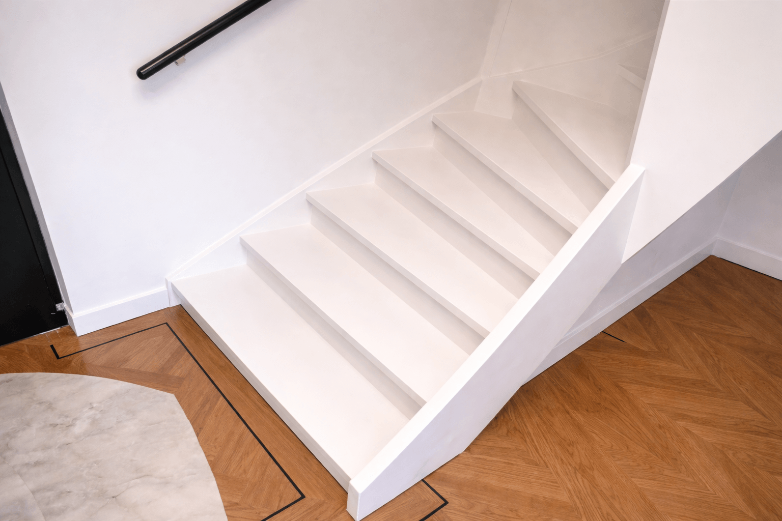 Afbeelding voor: Een trap die tegen intensief gebruik kan. Zo pak je dat aan